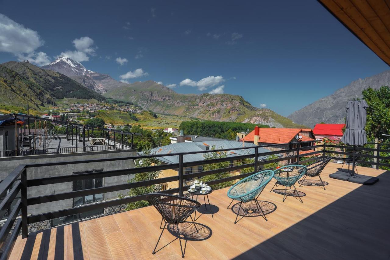 Hotel Inside Kazbegi 외부 사진