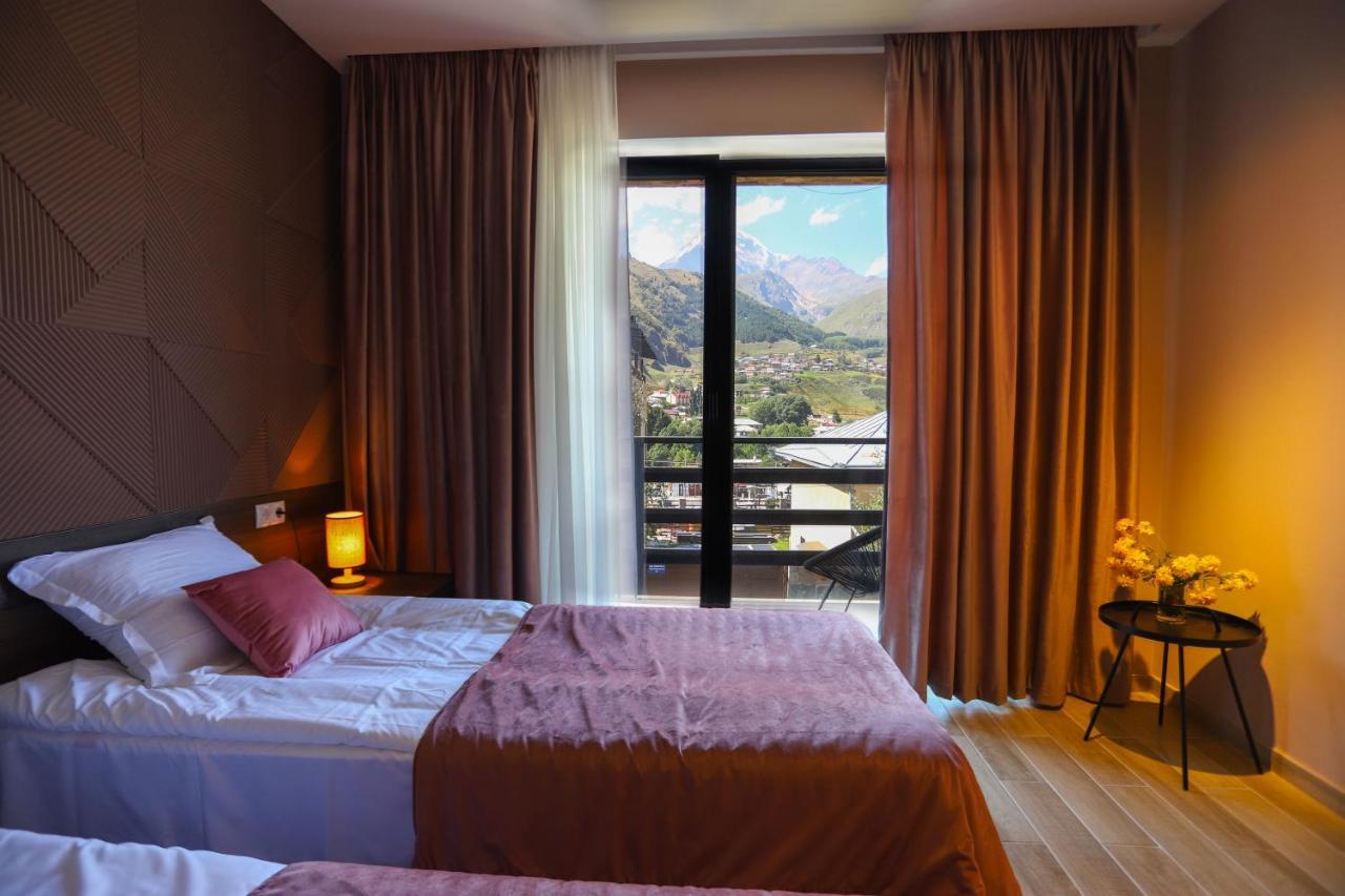 Hotel Inside Kazbegi 외부 사진