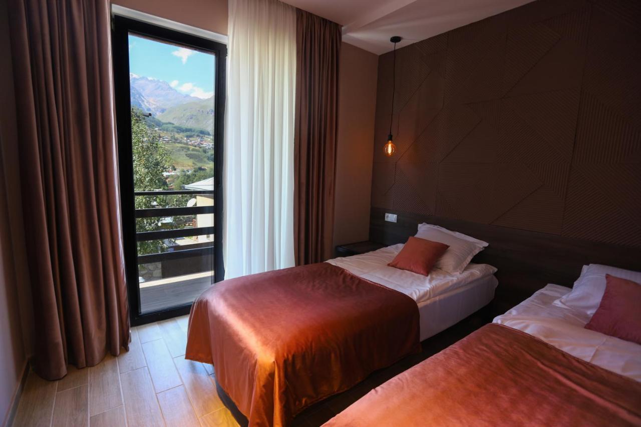 Hotel Inside Kazbegi 외부 사진